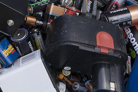 巴彦淖尔正规公司回收汽车电池|动力电池组回收